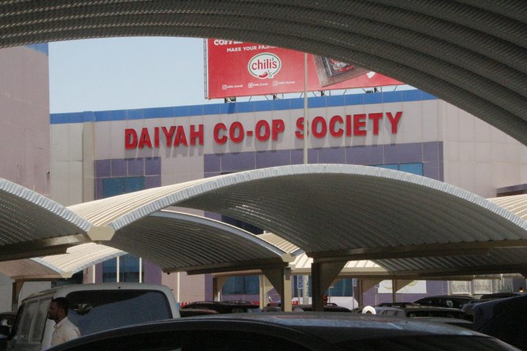 مظلات كيسبان لموقف سيارات جمعيه الدعيه التعاونيه