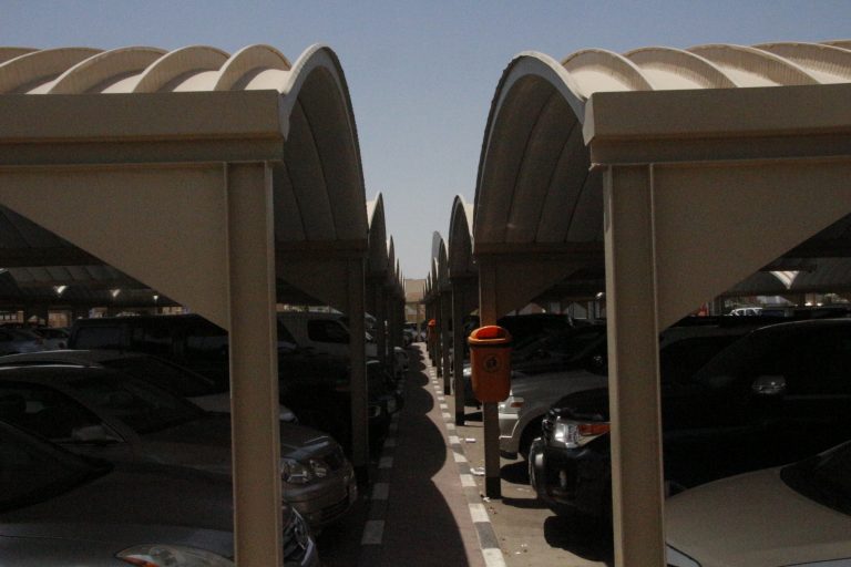 مظلات كيسبان بمواقع مختلفة